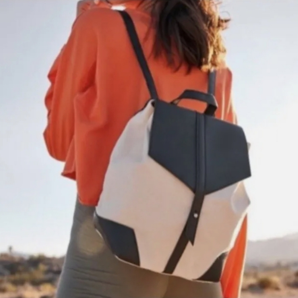 Deux Lux Black & Cream Demi Canvas and Vegan Leather Backpack w/Dust Bag - Picture 3 of 3